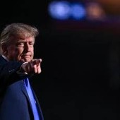 Usa, Trump rilancia: "500 dollari a un milione di americani truffati da Obamacare"