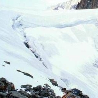 Ghiacciai in rapido arretramento, studio internazionale fotografa il 2025