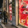 Natale, giochi e dolci sicuri sotto l'albero e nella calza? Occhio alle contraffazioni Natale, giochi e dolci sicuri sotto l'albero e nella calza? Occhio alle contraffazioni