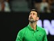 Djokovic, il rito all'Australian Open: "Ogni giorno abbraccio un fico brasiliano nei giardini di Melbourne, mi cura"