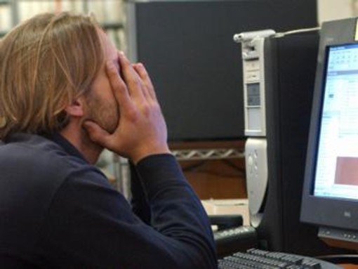 Intelligenza artificiale, il 'nuovo' stress dei lavoratori: "Addestriamo chi ci sostituirà"