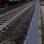Operaio scivola sui binari, travolto e ucciso da treno a San Giorgio di Nogaro