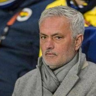 Mourinho, niente qualificazione in Champions: il Fenerbahce lo esonera