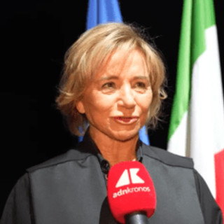 Moda, Ferretti: "Linguaggio universale e specchio della società, ai giovani dico di non arrendersi" Moda, Ferretti: "Linguaggio universale e specchio della società, ai giovani dico di non arrendersi"