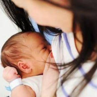 Allattamento al seno un investimento per il futuro, i consigli dei pediatri Allattamento al seno un investimento per il futuro, i consigli dei pediatri