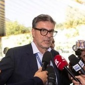 Giorgetti: "Ipotesi flat tax per gli stipendi dei giovani. Pensione a 64 anni? Bisogna garantire equilibrio conti"