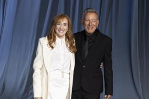 Bruce Springsteen, tumore della moglie Patti Scialfa in remissione: "La ricerca non è politica ma speranza" Bruce Springsteen, tumore della moglie Patti Scialfa in remissione: "La ricerca non è politica ma speranza"