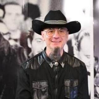 Sanremo 2026, J-Ax chi è: gli Articolo 31, il rapporto con Fedez, le minacce Sanremo 2026, J-Ax chi è: gli Articolo 31, il rapporto con Fedez, le minacce