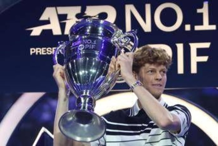 Nasce la Fondazione Sinner, così Jannik aiuterà bambini e promesse dello sport