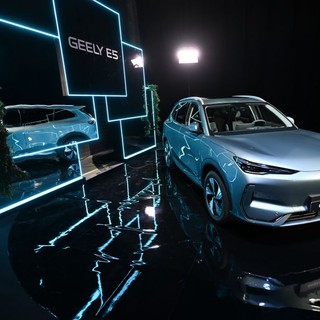Cina, nuovo record per la diffusione dei veicoli a nuova energia