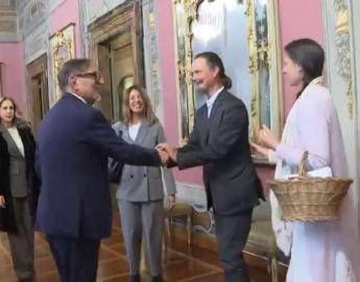 Famiglia nel bosco, i genitori in Senato. La Russa: "Stemperare il clima, non discuto provvedimenti e stile di vita"