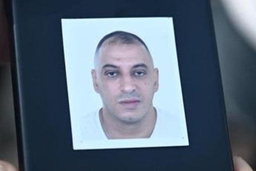 Bologna, uomo morto ammanettato: Procura iscrive agenti intervenuti in registro separato '45bis' Bologna, uomo morto ammanettato: Procura iscrive agenti intervenuti in registro separato '45bis'