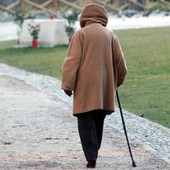 Ruba 115mila sterline, per restiuirle deve... vendere casa: la storia di una bisnonna