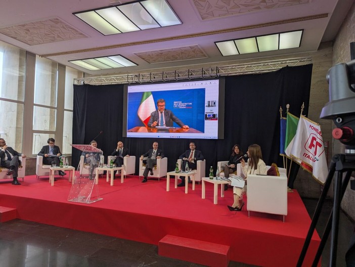 Salvini “13,5 miliardi di investimenti tra Messina e Reggio Calabria”