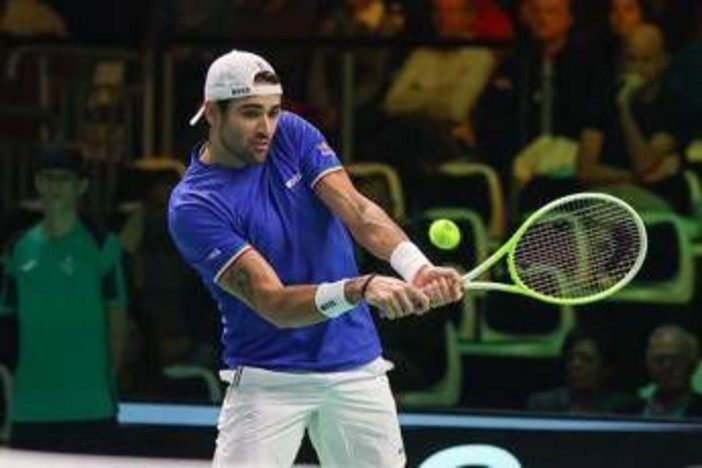 Coppa Davis, Italia-Austria interrotta a metà del primo match. Cosa è successo