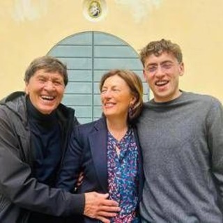 Sanremo, la dedica di Morandi per Tredici Pietro: "Resti il nostro bambino" Sanremo, la dedica di Morandi per Tredici Pietro: "Resti il nostro bambino"