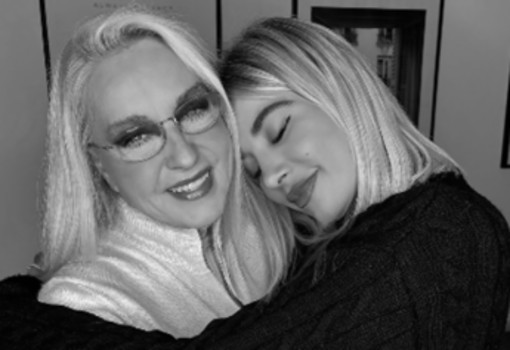 Clizia Incorvaia: &quot;Da Eleonora Giorgi 15 lettere e regali di Natale a mio figlio fino ai 18 anni&quot;
