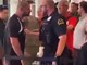 Mondiali, Egitto arriva a Dallas: 'rissa' con polizia all'aeroporto