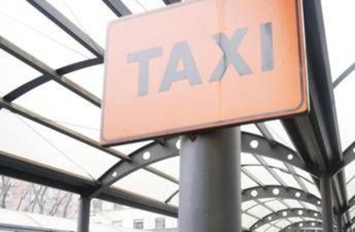 Taxi, sciopero 13 gennaio: "A difesa del servizio pubblico, contro multinazionali private"