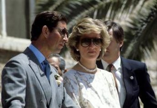 "Dimenticheremo presto Diana", la frase choc di Carlo dopo la morte di Lady D