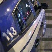 Roma, rissa con spray urticante e bottiglie di vetro a Trastevere tra 15 ragazzi: tre in manette