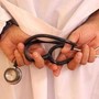 Tramonta mito influencer, per giovani meglio medico o insegnante