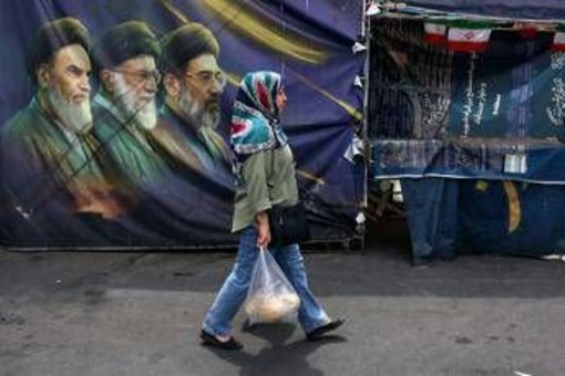 Iran, quanto e come può resistere l'economia di Teheran: l'analisi Iran, quanto e come può resistere l'economia di Teheran: l'analisi