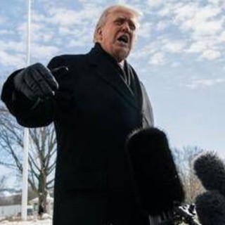 "Il tempo sta per scadere", ultimatum di Trump all'Iran. Ira di Teheran: "Reagiremo" "Il tempo sta per scadere", ultimatum di Trump all'Iran. Ira di Teheran: "Reagiremo"