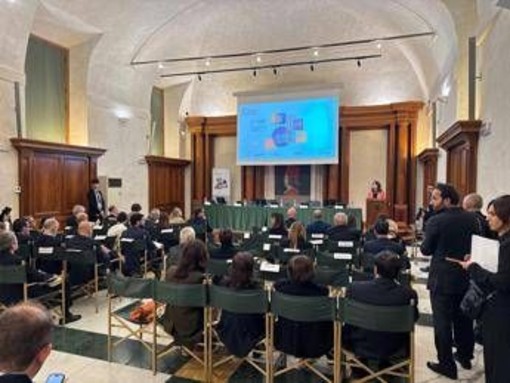 Edufin Index: "4 italiani su 10 raggiungono sufficienza in educazione finanziaria e assicurativa"