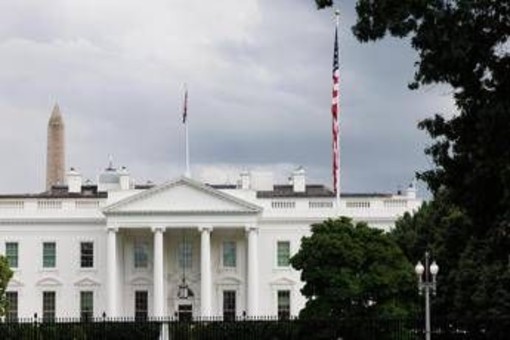 Usa, spari vicino alla Casa Bianca: colpiti due militari