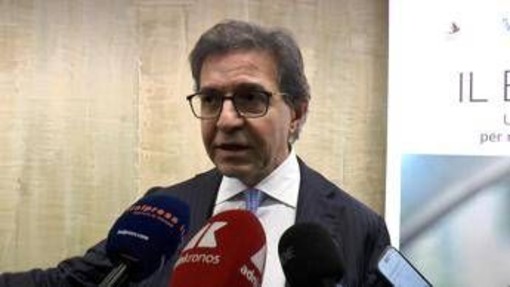 Tumori, De Laurentiis: &quot;Non c'è un solo cancro ma molte malattie, carta identità va definita subito&quot;