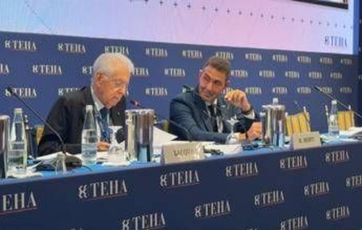 Vannacci-Monti, a Cernobbio il confronto fra due mondi lontanissimi: uno legge, l'altro fa scintille
