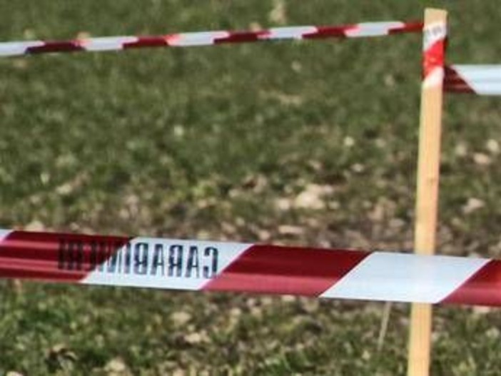 Parte un colpo di fucile durante una battuta di caccia, un morto nel Fermano