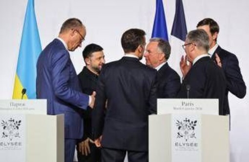 Ucraina, Zelensky esulta per garanzie di sicurezza: "Usa pronti a dare supporto" Ucraina, Zelensky esulta per garanzie di sicurezza: "Usa pronti a dare supporto"