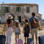 Vacanze e truffe online, 7 consigli per evitarle: come tutelarsi Vacanze e truffe online, 7 consigli per evitarle: come tutelarsi