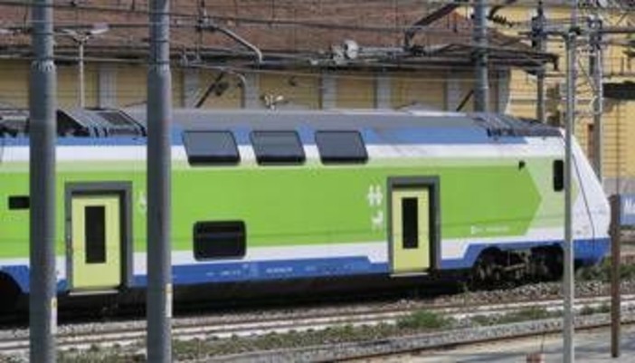 Monza, modella aggredita su un treno: "Salvata da spray al peperoncino, nessuno mi aiutava" Monza, modella aggredita su un treno: "Salvata da spray al peperoncino, nessuno mi aiutava"