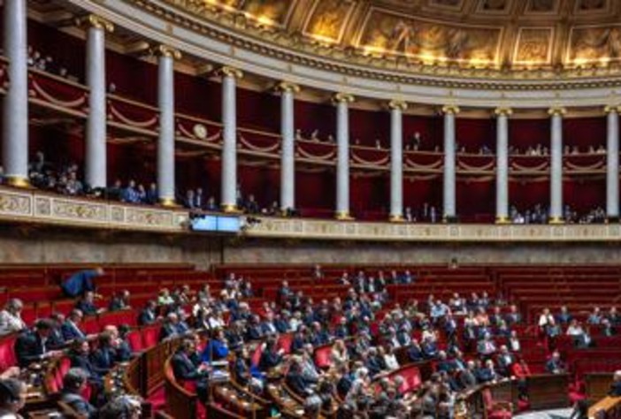 Francia, "diritto aiuto a morire" è legge. Macron: "Impegno mantenuto"