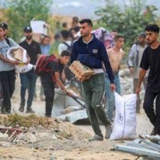 Gaza, Haaretz: &quot;5 persone uccise da Idf vicino centro distribuzione aiuti&quot;
