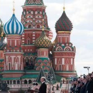 Russia, esplode ordigno in stazione Mosca: ucciso un agente, un altro ferito Russia, esplode ordigno in stazione Mosca: ucciso un agente, un altro ferito