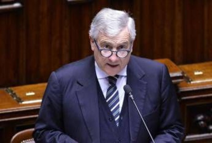 Iran, Tajani: "Oltre 70mila italiani nella regione, crisi potrebbe durare settimane" Iran, Tajani: "Oltre 70mila italiani nella regione, crisi potrebbe durare settimane"