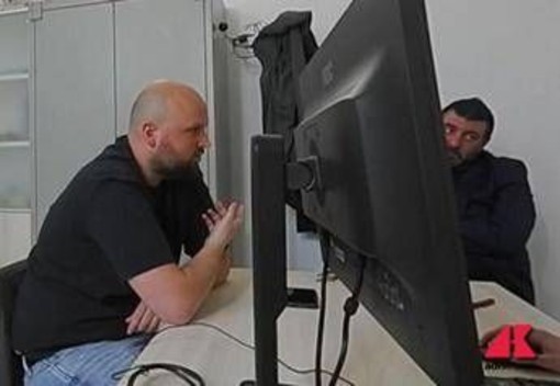 Caso Garlasco, Marco Poggi davanti ai pm: "Mai visti filmati intimi di mia sorella Chiara" – Guarda il video Caso Garlasco, Marco Poggi davanti ai pm: "Mai visti filmati intimi di mia sorella Chiara" – Guarda il video