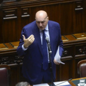 Ucraina, Crosetto “Mosca finge apertura ma il negoziato non decolla”