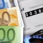 Dopo gasolio e benzina, Eni sconta anche le bollette di luce e gas: -30% su offerta base, tariffa bloccata per due anni