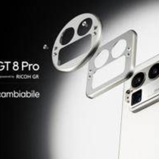 realme GT 8 Pro il primo smartphone con modulo fotocamera intercambiabile realme GT 8 Pro il primo smartphone con modulo fotocamera intercambiabile
