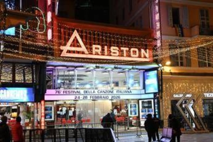 Sanremo 2026, via alla prima serata con Can Yaman e Tiziano Ferro - Diretta Sanremo 2026, via alla prima serata con Can Yaman e Tiziano Ferro - Diretta