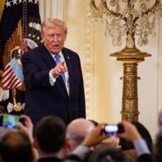 Venezuela, Trump avverte Maduro: "Non escludo conflitto militare"