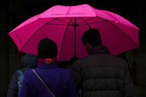 Giù le temperature, dopo il caldo arriva la pioggia: le previsioni meteo Giù le temperature, dopo il caldo arriva la pioggia: le previsioni meteo