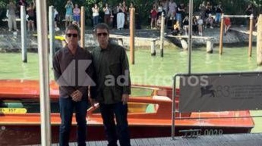 Gallagher a sorpresa al Lido, boato dei fan a Venezia
