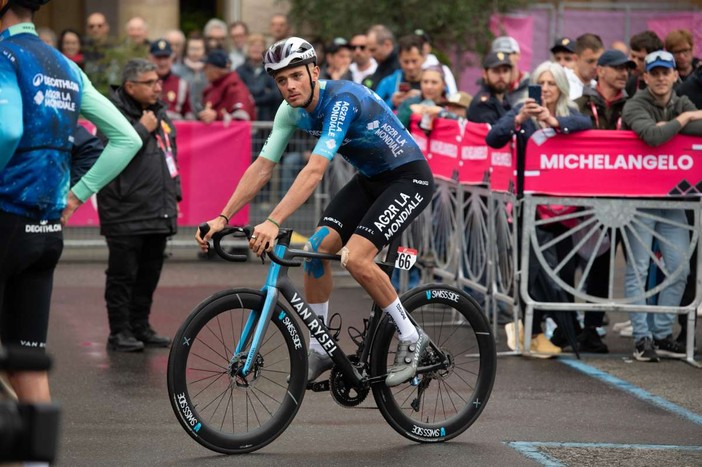 Tronchon vince in volata la 10^ tappa della Vuelta, Mas resta leader Tronchon vince in volata la 10^ tappa della Vuelta, Mas resta leader