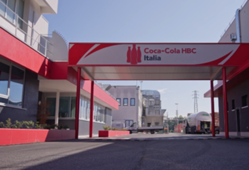 Rapporto Coca-Cola Hbc Italia, nel 2025 100% energia da rinnovabili Rapporto Coca-Cola Hbc Italia, nel 2025 100% energia da rinnovabili 